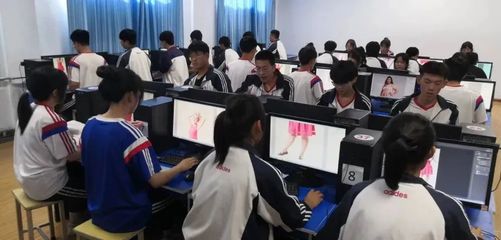 運(yùn)城龍翔高級(jí)技工學(xué)校2024年招生簡章 計(jì)算機(jī)軟硬件技術(shù)開發(fā)專業(yè)